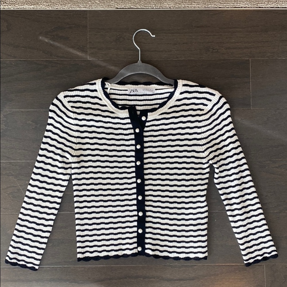 Zara Black & White Striped Cardigan Pearl Buttons